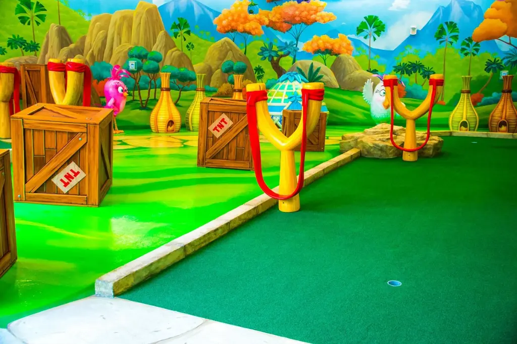 angry-birds-mini-golf.webp